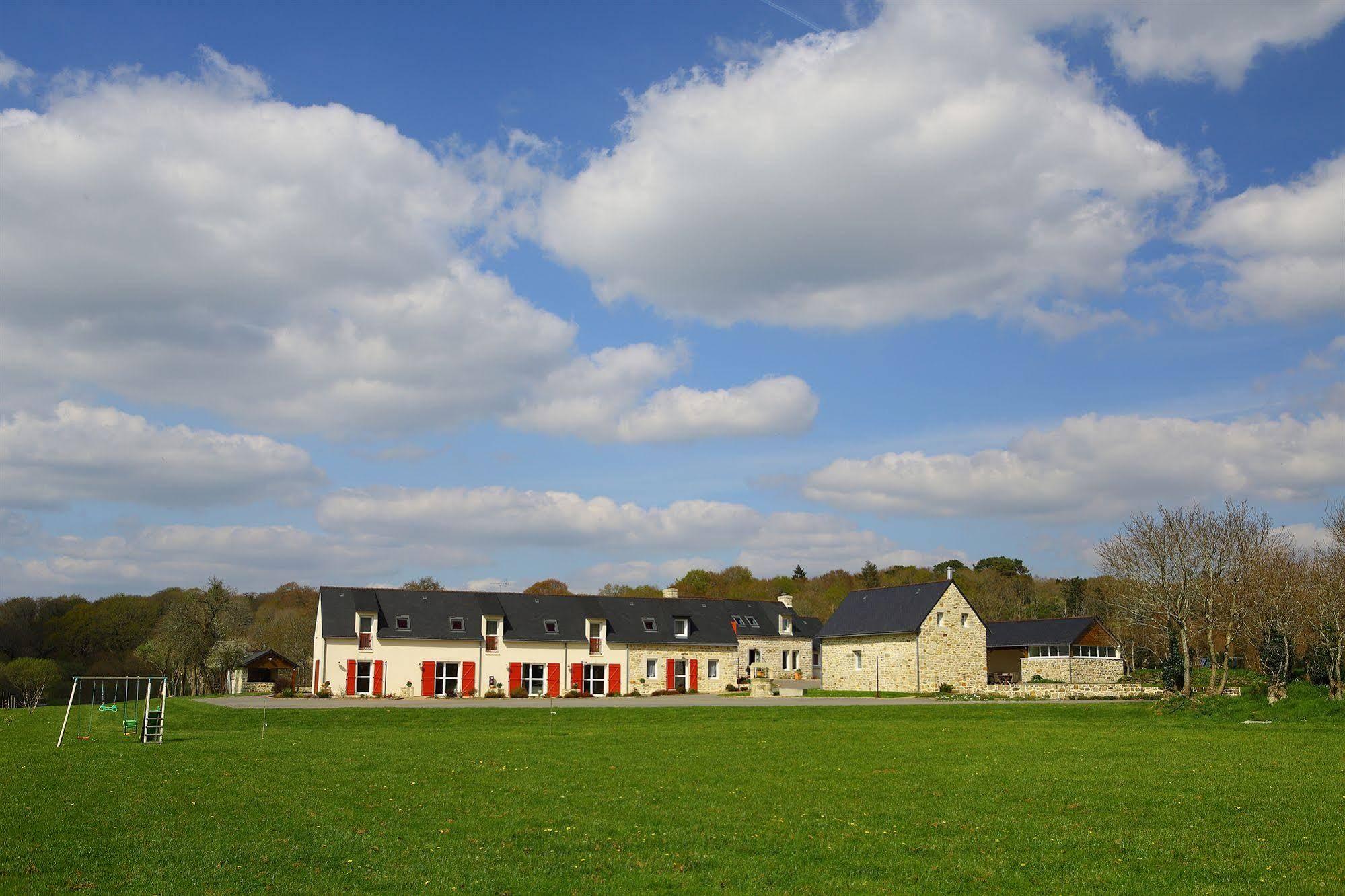 La Ferme De Vur Ven Apartment Saint-Evarzec Bagian luar foto